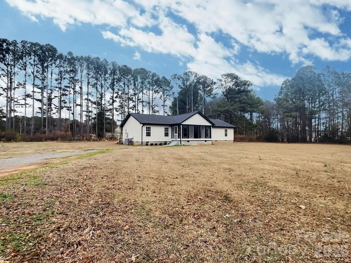 6205 Richburg Road, Great Falls, SC 29055 - #1
