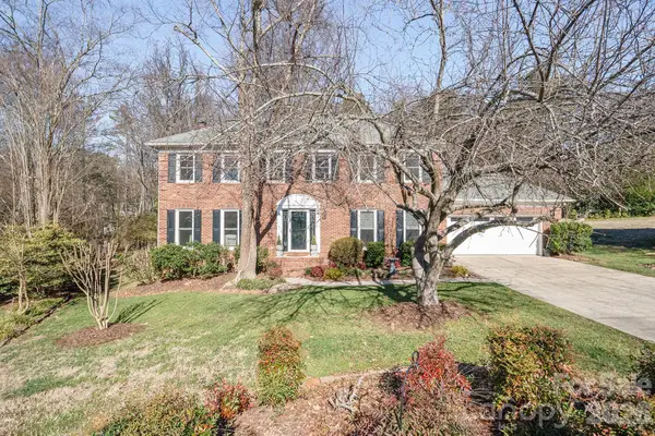 14604 Hanloch Court, Charlotte, NC 28262