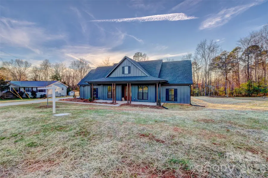 318 Harbor View Drive #45, Cherryville, NC 28021 - Image #2