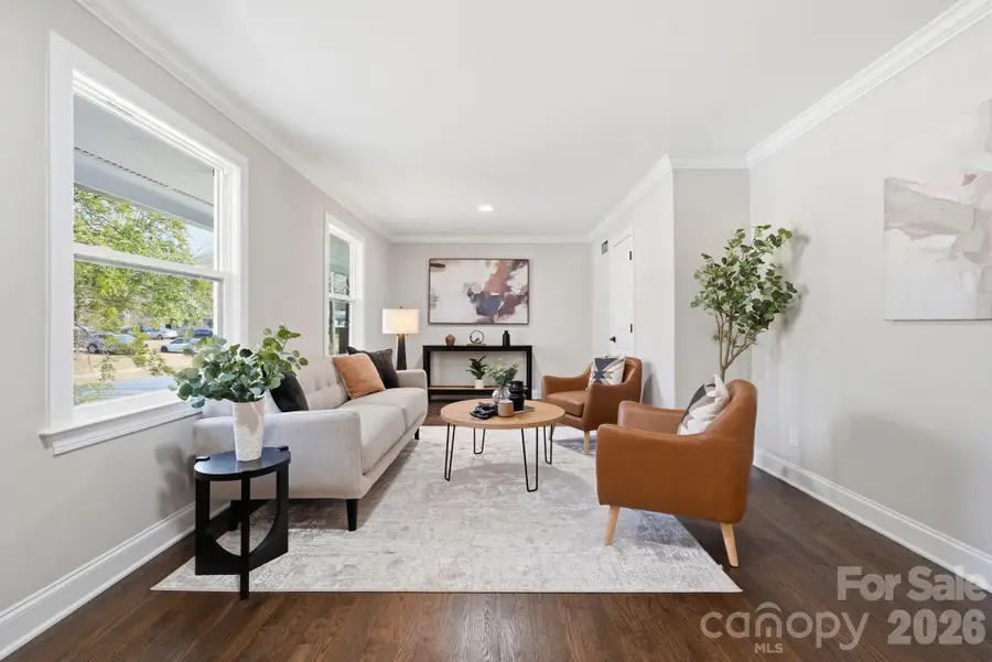 3900 Foxford Place, Charlotte, NC 28215 - Image #3