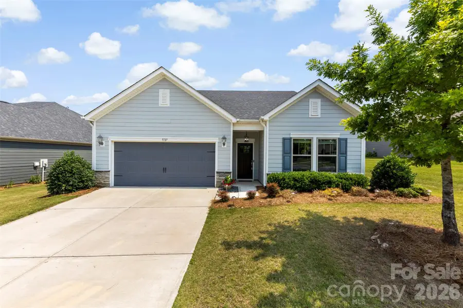 5727 Lavaux Court, Charlotte, NC 28214 - #2