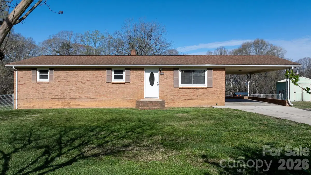 2576 Kingston Street, Newton, NC 28658 - #1