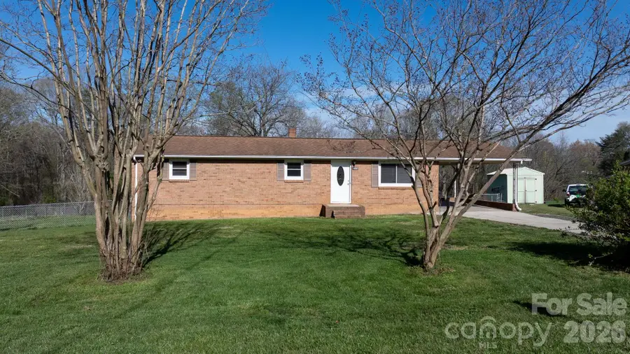 2576 Kingston Street, Newton, NC 28658 - #3