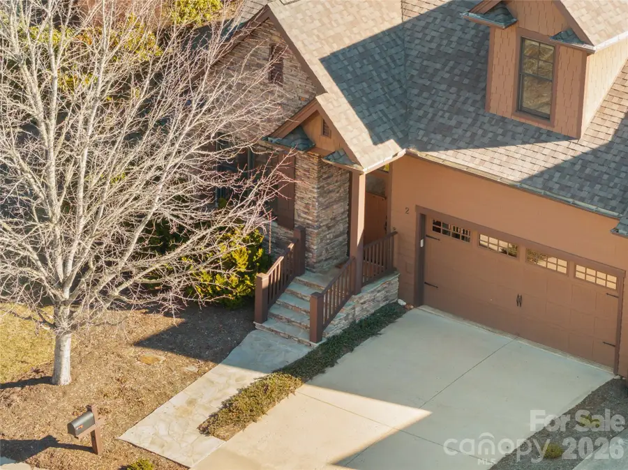 2 Meadow Vista Court, Asheville, NC 28803 - Image #2