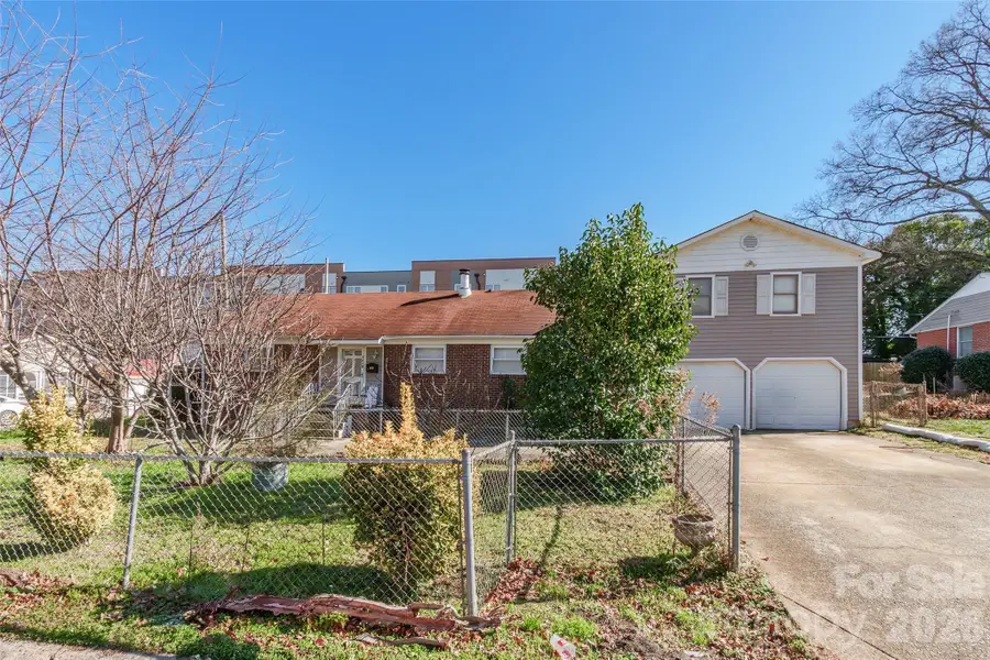 3819 Ellenwood Place, Charlotte, NC 28217 - Image #3