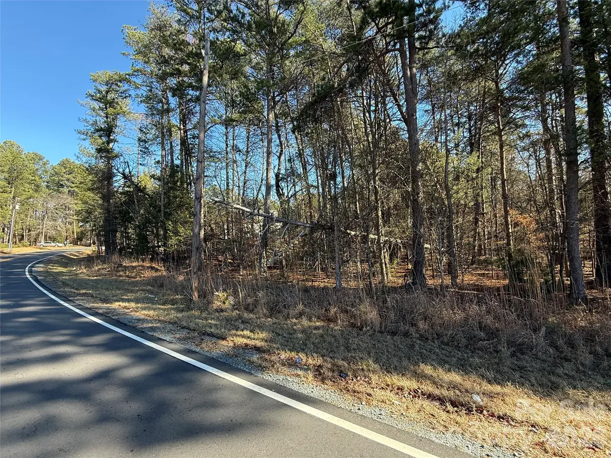 00 Thomas Road, Charlotte, NC 28278 - Image #1