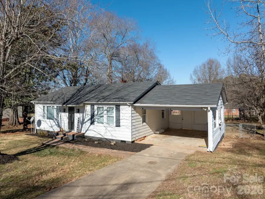 1453 19th Avenue Ne, Hickory, NC 28601 - Image #3