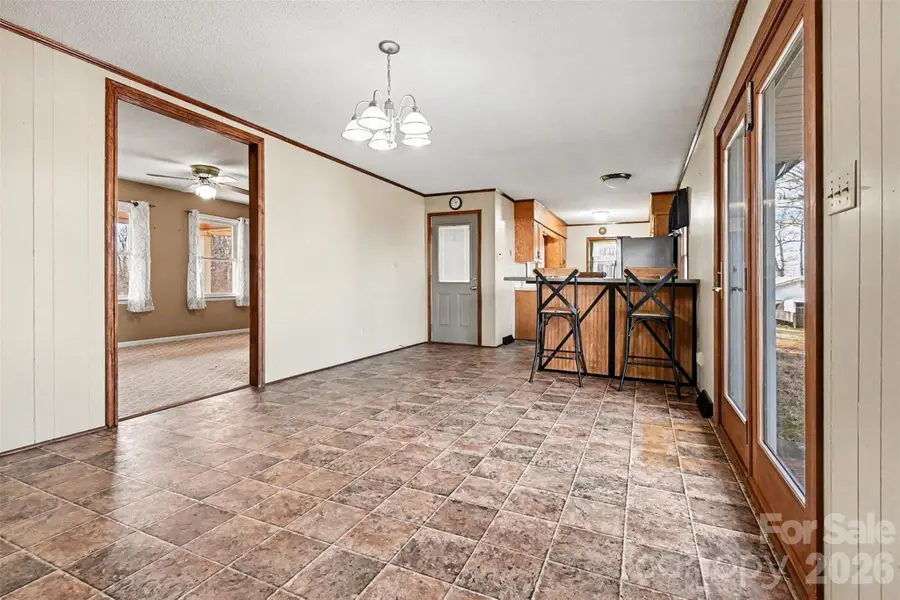 238 Lakeview Drive, Blacksburg, SC 29702 - Image #3