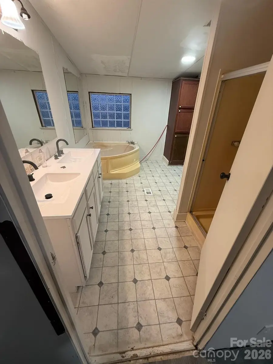 430 Silk And Tassel Row, Cleveland, NC 27013 - Image #2