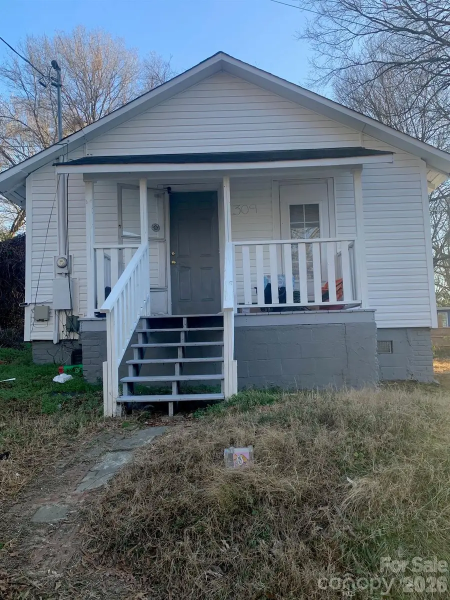 816 W Walnut Avenue, Gastonia, NC 28052 - Image #2