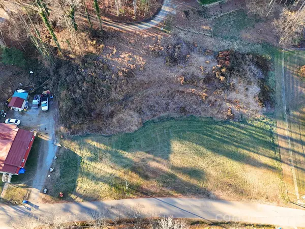 000 Whitmire Street, Brevard, NC 28712