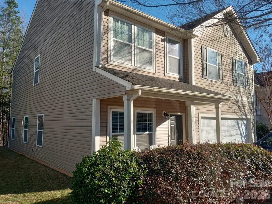 7736 Ponderosa Pine Lane, Charlotte, NC 28215 - Image #2