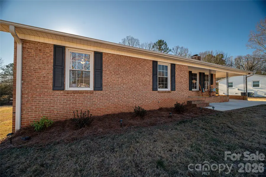 1466 Pressley Drive, Lincolnton, NC 28092 - Image #2