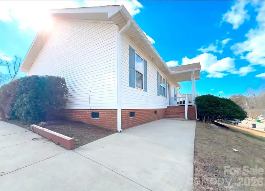 5313 Abbywood Lane, Charlotte, NC 28269 - Image #3