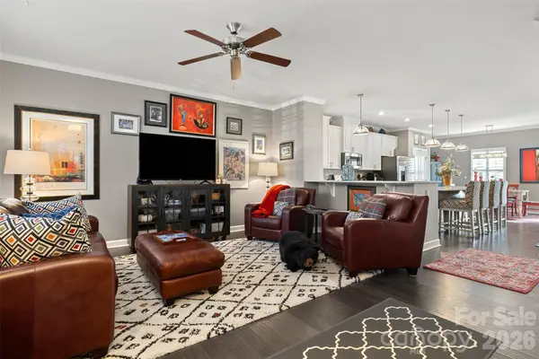 2023 Sage Park Drive, Charlotte, NC 28217