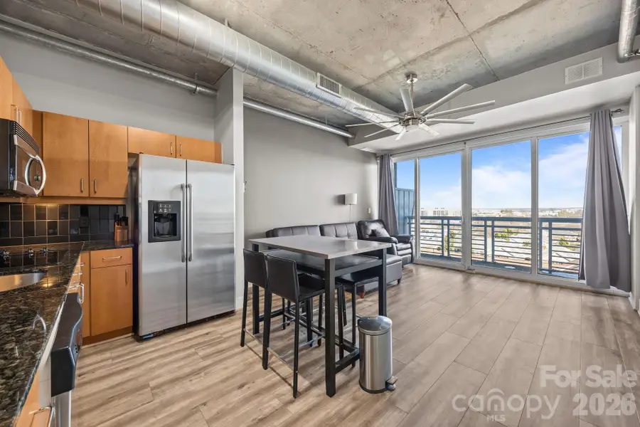 505 E 6th Street #912, Charlotte, NC 28202 - Image #3