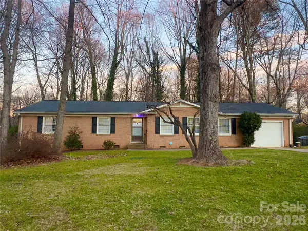 852 Fieldstone Road, Mooresville, NC 28115