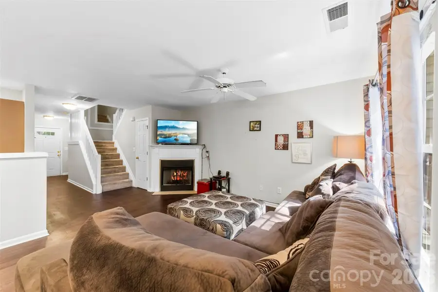 8144 Christmas Court, Charlotte, NC 28216 - Image #3