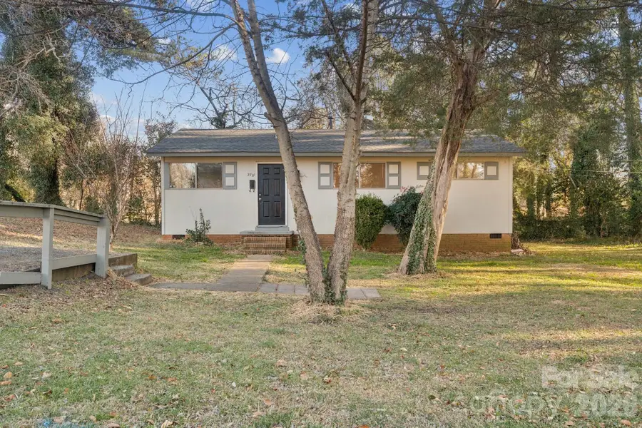 2701 Sonora Lane, Charlotte, NC 28208 - Image #3