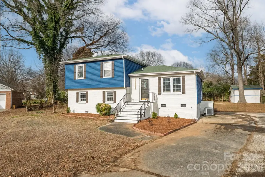 12215 Windy Wood Court, Charlotte, NC 28273 - Image #2