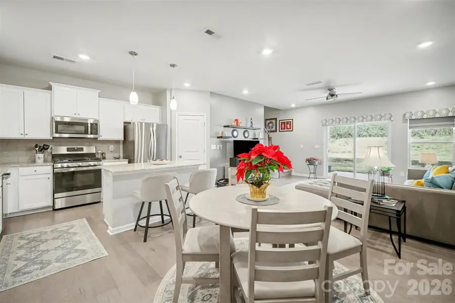 226 Quinn Road, Matthews, NC 28104 - Image #2