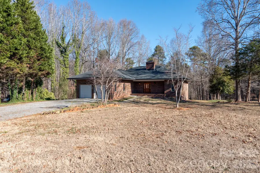 401 Faith Road, Mooresville, NC 28115 - Image #2
