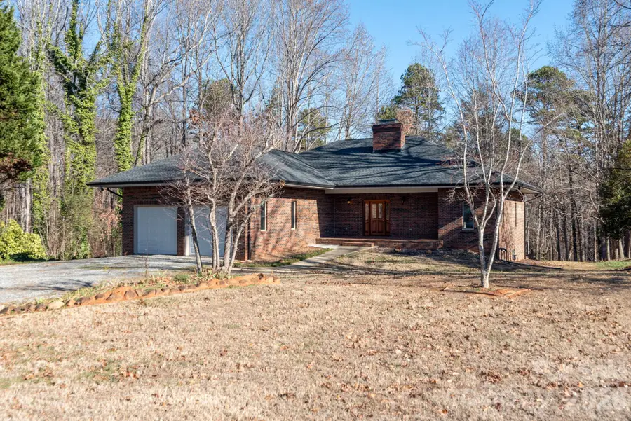 401 Faith Road, Mooresville, NC 28115 - Image #3