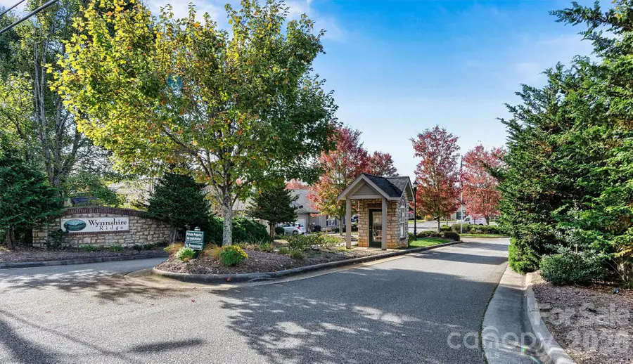 823 Wynnshire Drive #B, Hickory, NC 28601 - Image #3