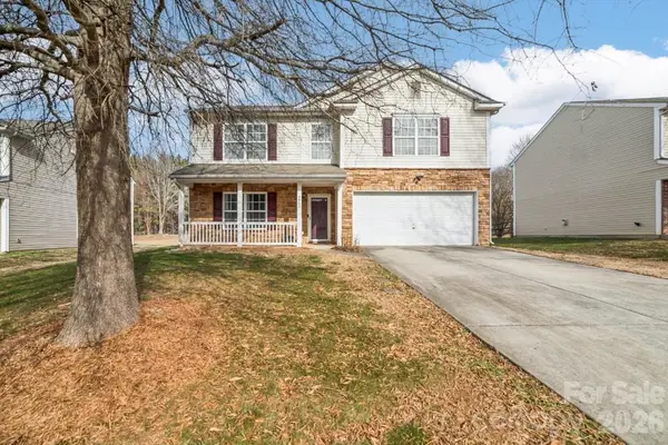 3902 Larkhaven Village Drive, Charlotte, NC 28215