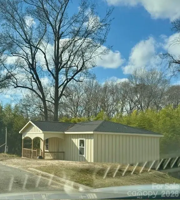 38 Poplar Street, Great Falls, SC 29055 - #2