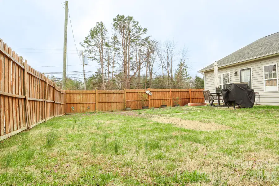 90 Elm Street, Morganton, NC 28655 - Image #3