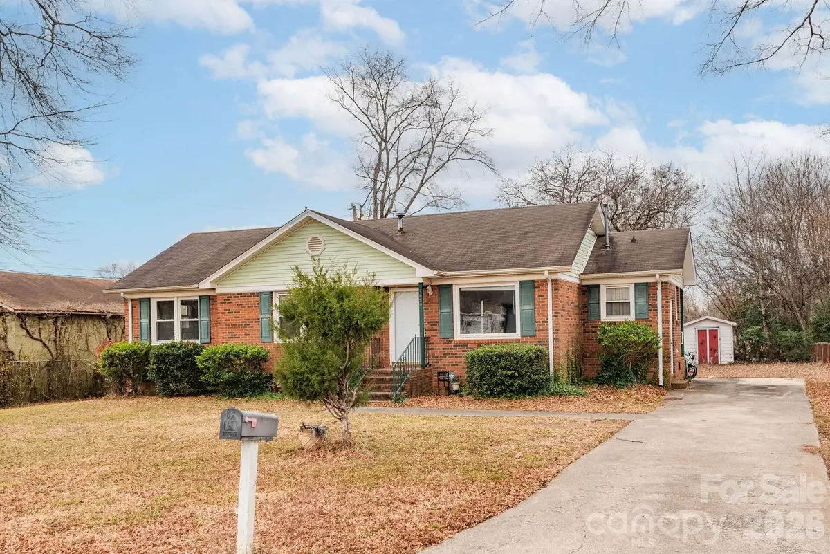 7650 Bramblewood Drive, Charlotte, NC 28217 - Image #1