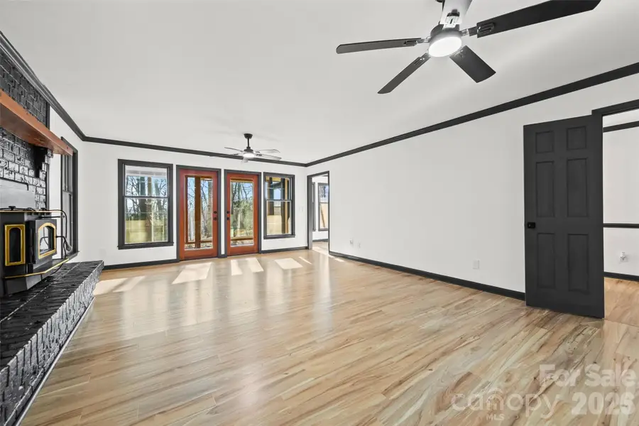 8 Indian Ridge Road, Asheville, NC 28803 - Image #3