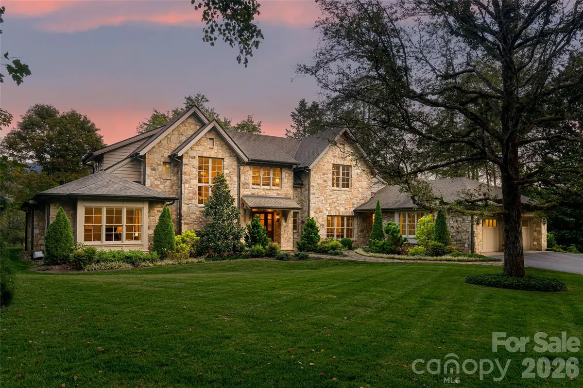 402 Vanderbilt Road, Asheville, NC 28803 - Image #1