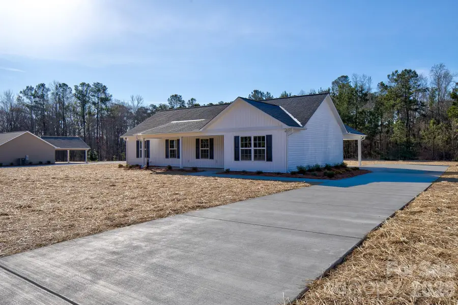 6256 Kershaw Camden Highway, Kershaw, SC 29067 - #3