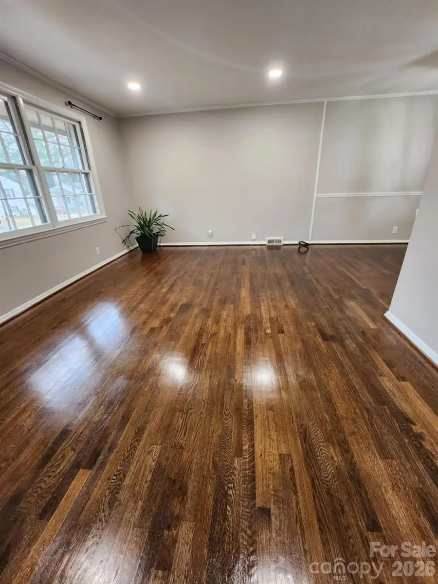 5217 Furman Place, Charlotte, NC 28210 - Image #2