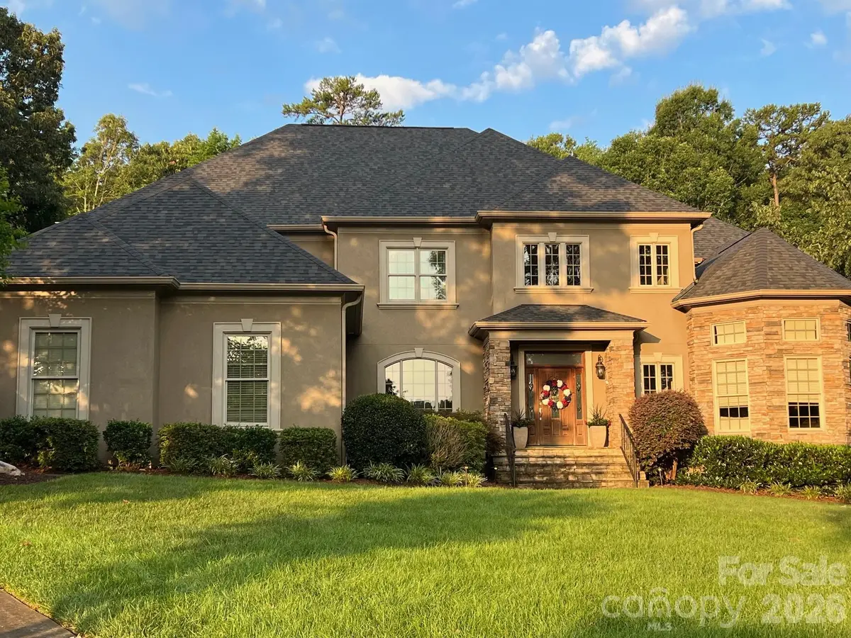 8225 Victoria Lake Drive, Waxhaw, NC 28173 - #1