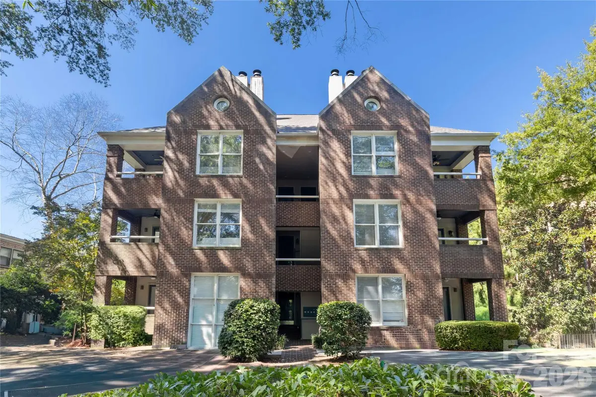 2220 Roswell Avenue, Charlotte, NC 28207 - Image #1