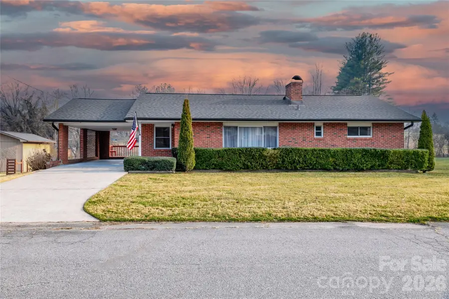 112 Allison Road, Brevard, NC 28712 - Image #2