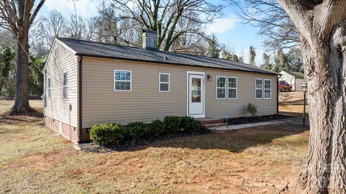 503 E Herman Street, Newton, NC 28658 - Image #1