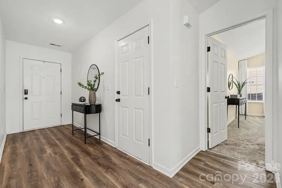 13941 Ballyshannon Lane, Charlotte, NC 28278 - Image #3