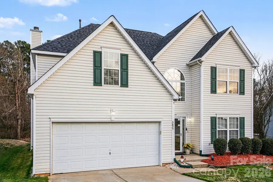 5625 Davis Ridge Drive, Charlotte, NC 28269 - Image #2