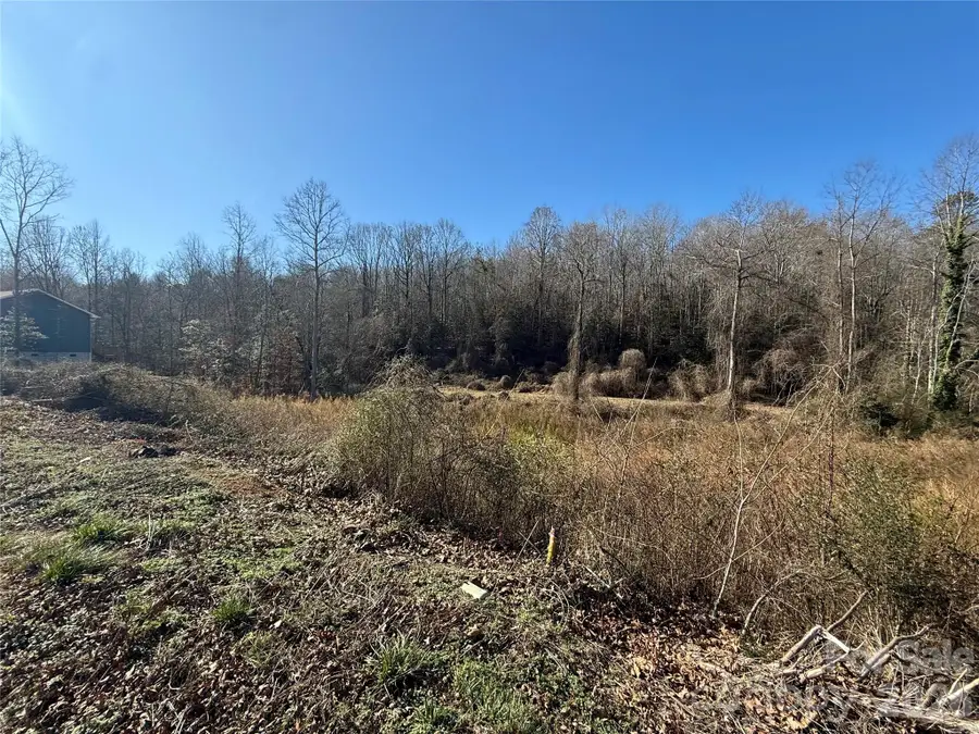 1290 39th Street Circle Sw, Hickory, NC 28602 - Image #2