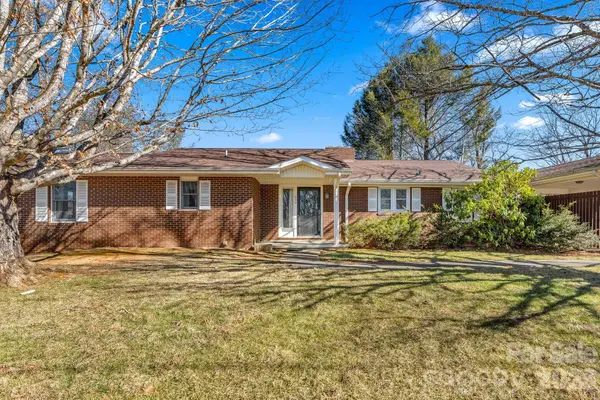 800 Mountain View Road, Mars Hill, NC 28754