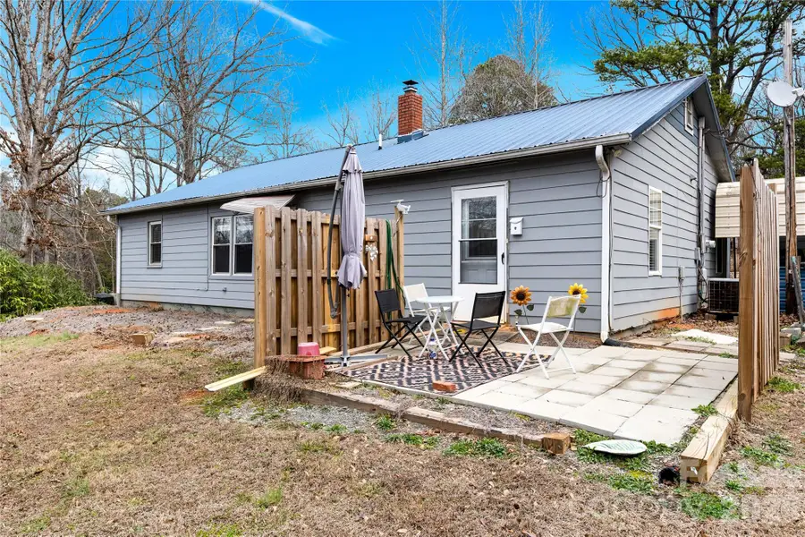 6716 Navajo Trail, Sherrills Ford, NC 28673 - Image #3