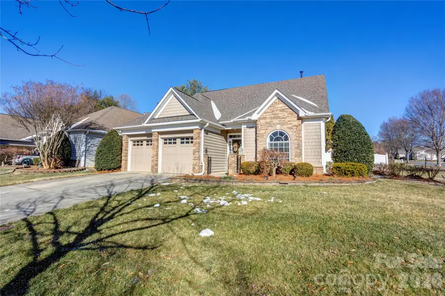 2663 Danbury Circle Nw, Concord, NC 28027 - Image #2