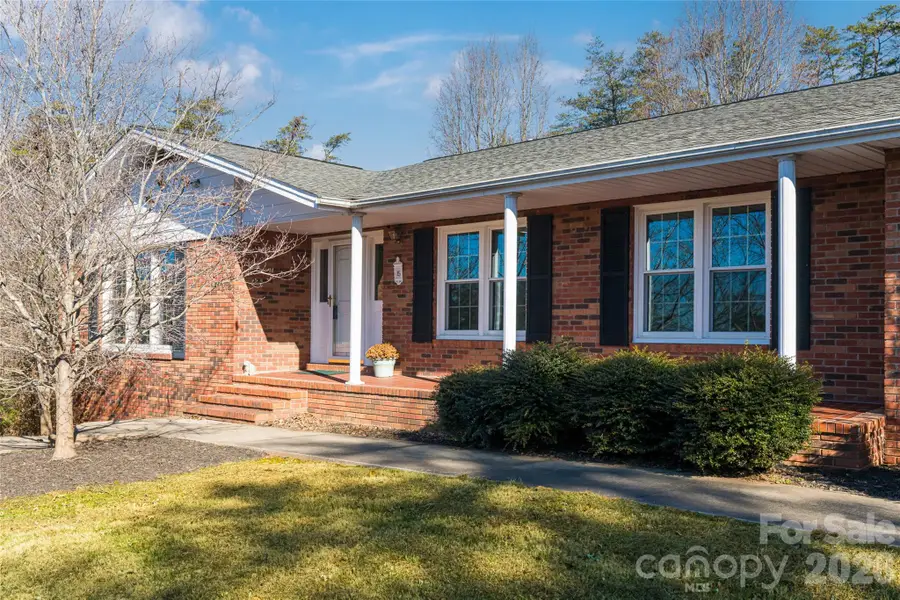 15 Lackey Lane, Asheville, NC 28804 - #2