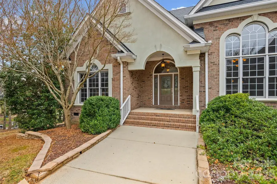 5807 Natoma Road, Lake Wylie, SC 29710 - Image #3