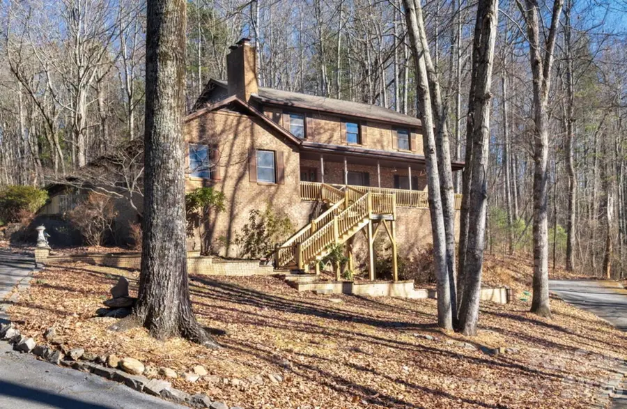 410 Rockwood Drive, Hendersonville, NC 28792 - Image #2