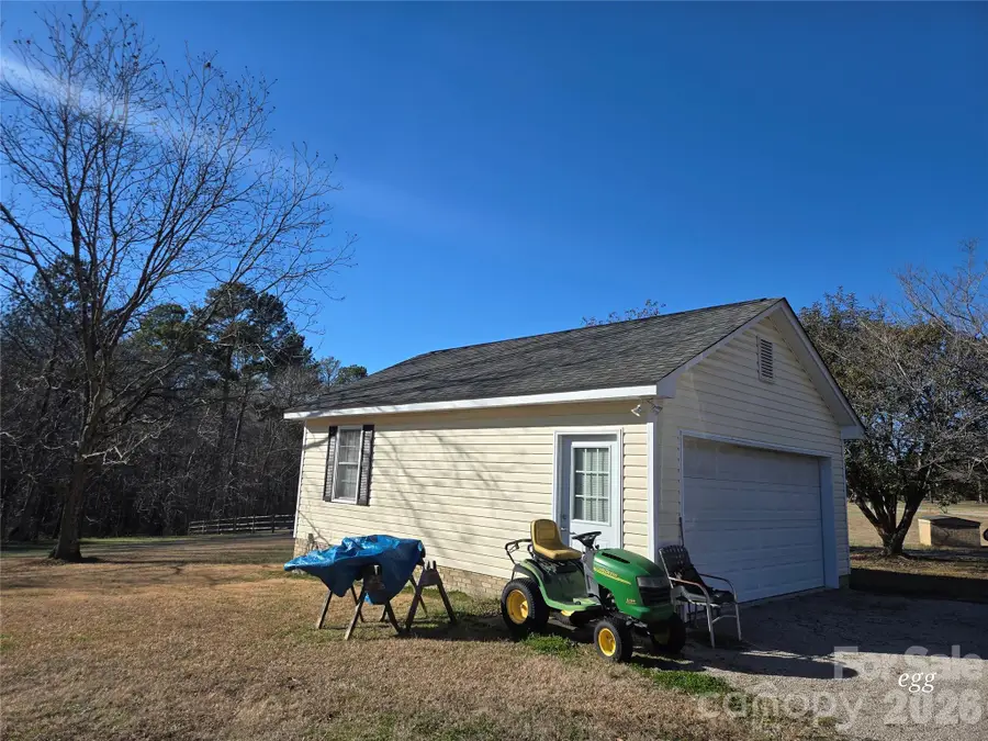 8614 Potter Road S, Waxhaw, NC 28173 - Image #2